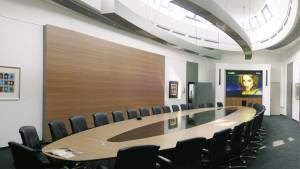 椭圆形办公室汉堡 circon s 级 12 m 会议室的桌子