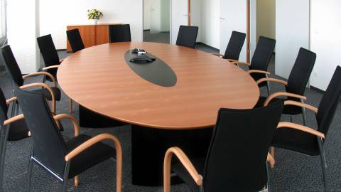 circon s-class - Elliptical conference table - black painted moulded feet and undersides painted glass